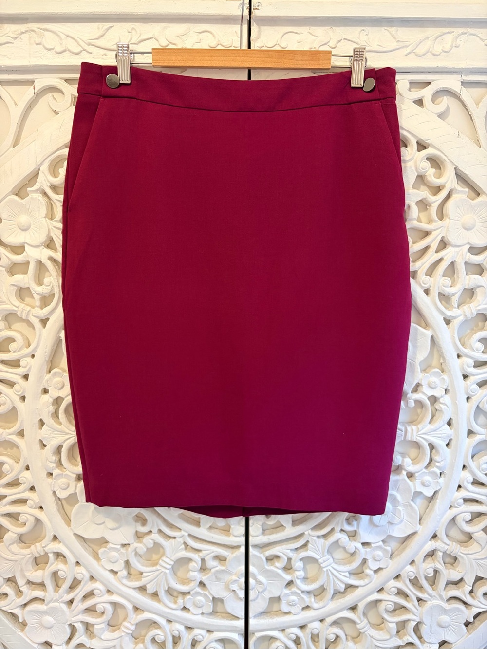 RW&CO Burgundy Pencil Skirt NWT Stretch Lined Size 14
